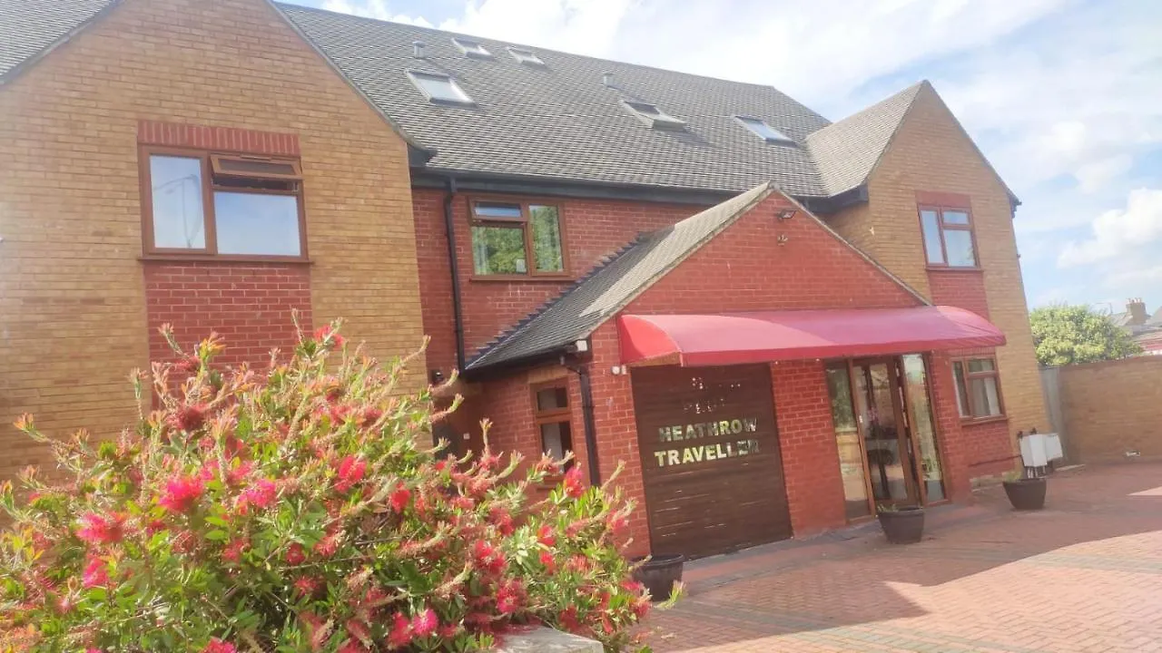 Bed and Breakfast Heathrow Travellers Hub Hounslow 3*,