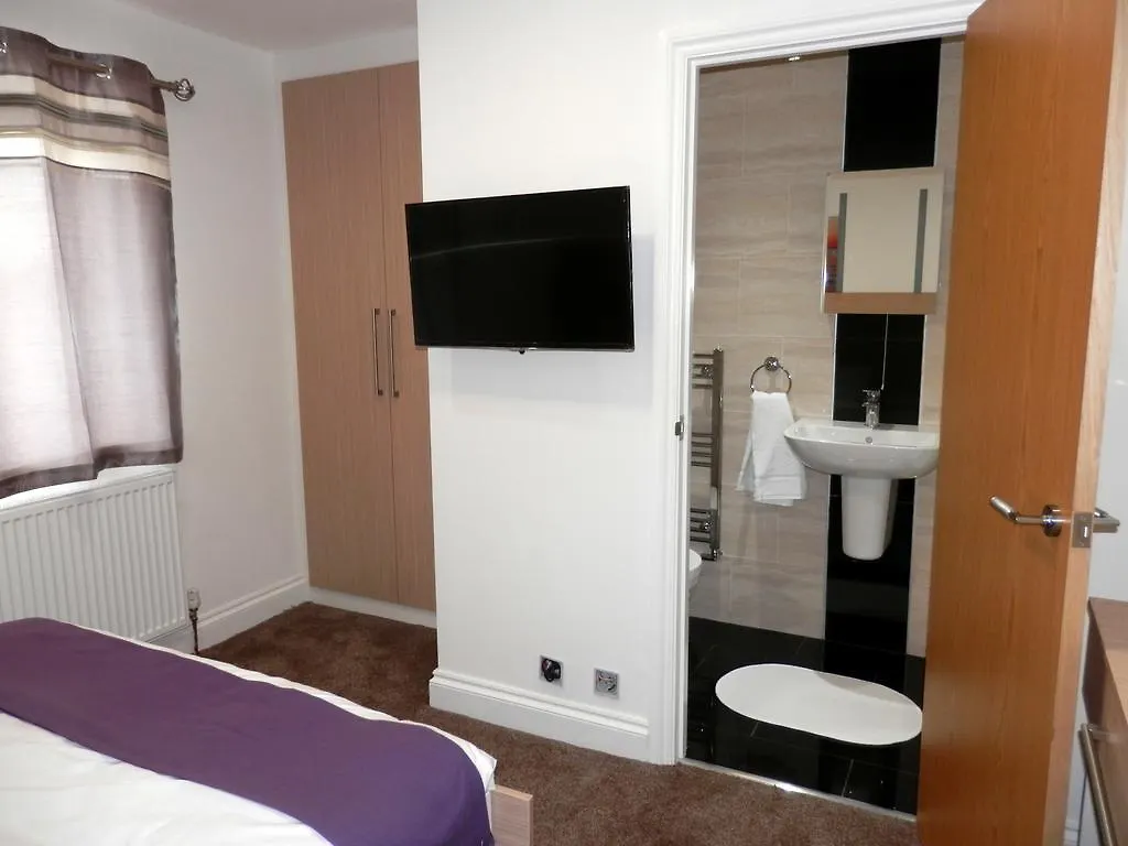 Nocleg ze śniadaniem Bed and Breakfast Heathrow Travellers Hub Hounslow