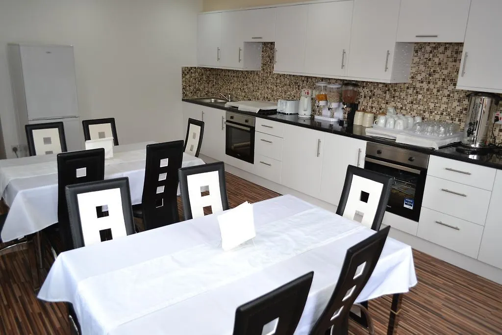 Nocleg ze śniadaniem Bed and Breakfast Heathrow Travellers Hub Hounslow