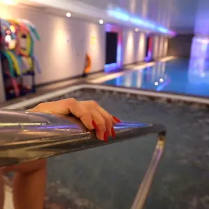 The Continental Hotel, Heathrow Hotel
