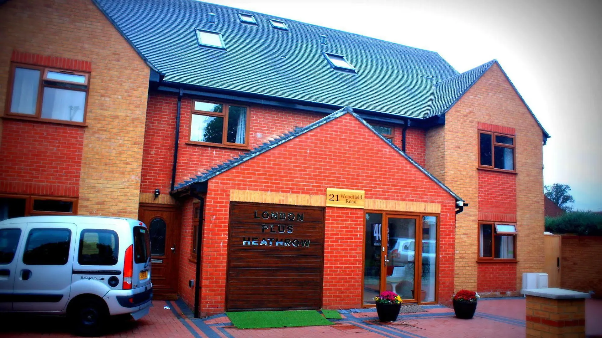 Bed & Breakfast Heathrow Travellers Hub